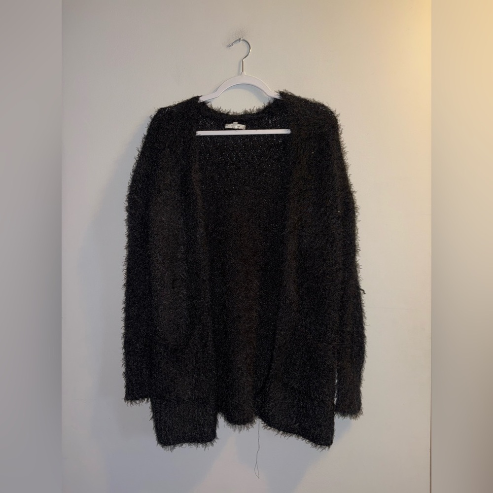 MAURICES — BLACK FLEECE CARDIGAN